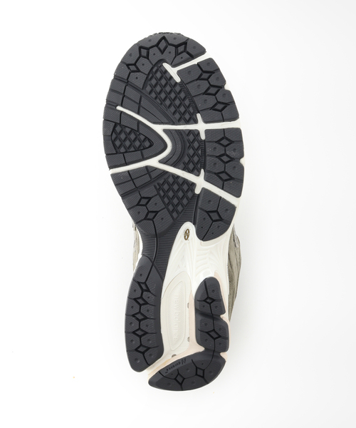 EDIFICE(エディフィス)の「【New Balance / ニューバランス】M2002RHN(スニーカー・メンズ・カーキ・26cm/26.5cm/27cm/27.5cm/28cm/29cm)」の11枚目の写真