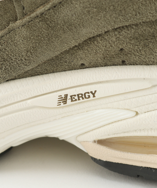 EDIFICE(エディフィス)の「【New Balance / ニューバランス】M2002RHN(スニーカー・メンズ・カーキ・26cm/26.5cm/27cm/27.5cm/28cm/29cm)」の8枚目の写真