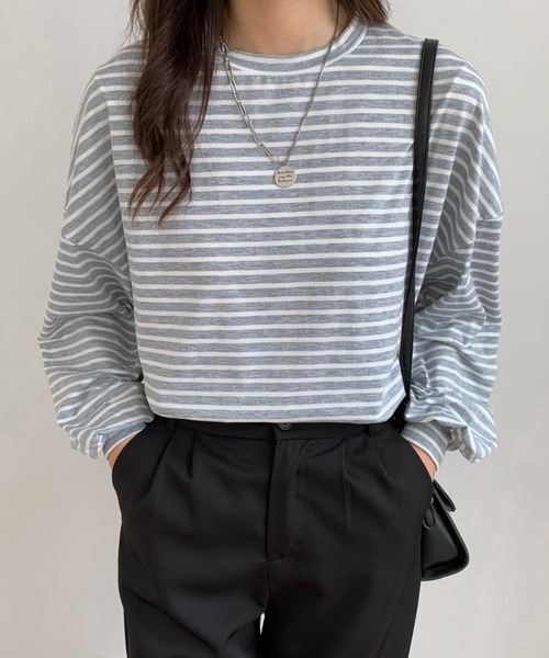 ABITOKYO（アビトーキョー）の「ボリュームスリーブボーダートップス（Tシャツ/カットソー・レディース・ブラック/グレー/ブルー・FREE）」の2枚目の写真