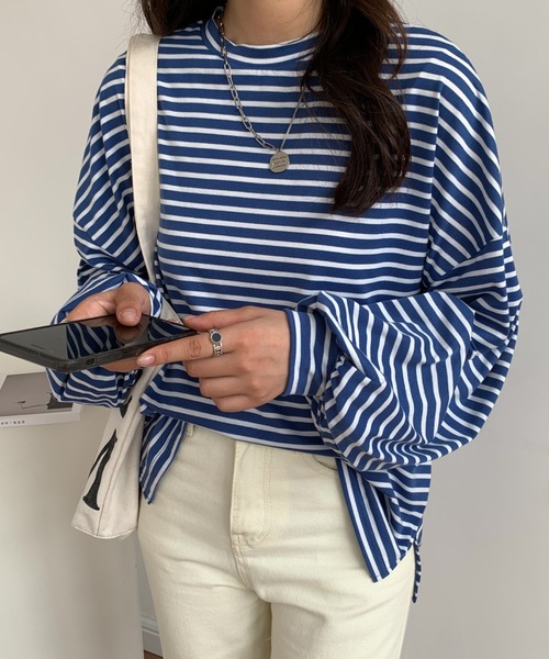 ABITOKYO（アビトーキョー）の「ボリュームスリーブボーダートップス（Tシャツ/カットソー・レディース・ブラック/グレー/ブルー・FREE）」の11枚目の写真
