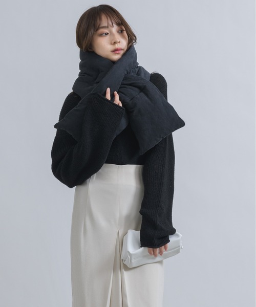 NEUNA(ヌナ)の「【大きなタックが大人レディな1枚。】前タックペンシルロングスカート(スカート・レディース・ブラック/アイボリー・LARGE/SMALL/MEDIUM)」の18枚目の写真