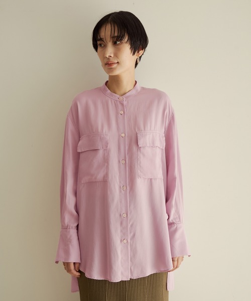 SALON adam et rope'（サロン アダム エ ロペ）の「オーバーダイスタンドカラーシャツ（シャツ/ブラウス・レディース・ブラック/ピンク/オフホワイト・FREE）」の4枚目の写真