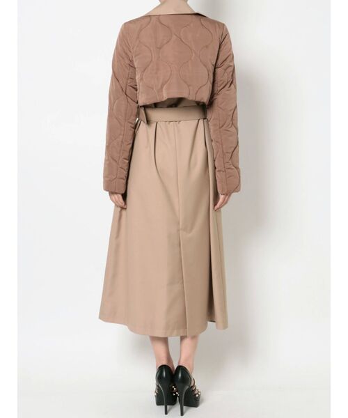 RESEXXY（リゼクシー）の「パフジャケットレイヤードコート（トレンチコート・レディース・アイボリー/ブラウン/ブラック・FREE）」の21枚目の写真