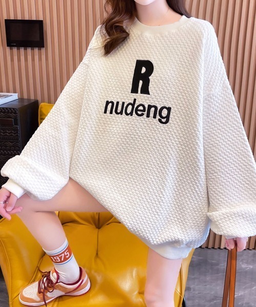 PRIVATE  BEACH（プライベートビーチ）の「ロゴ刺繍オーバーサイズトレーナー（スウェット・レディース・ブラック/ホワイト・LL/L/M）」の21枚目の写真