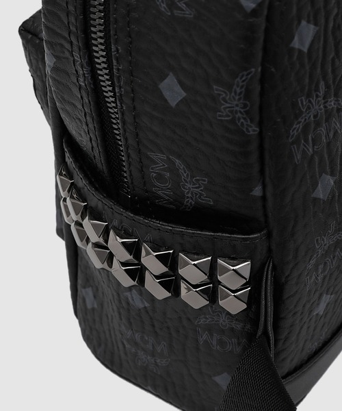 MCM(エムシーエム)の「Mini Stark サイドスタッズ バックパック - ヴィセトス(バックパック/リュック・メンズ・ブラック・26cm)」の3枚目の写真