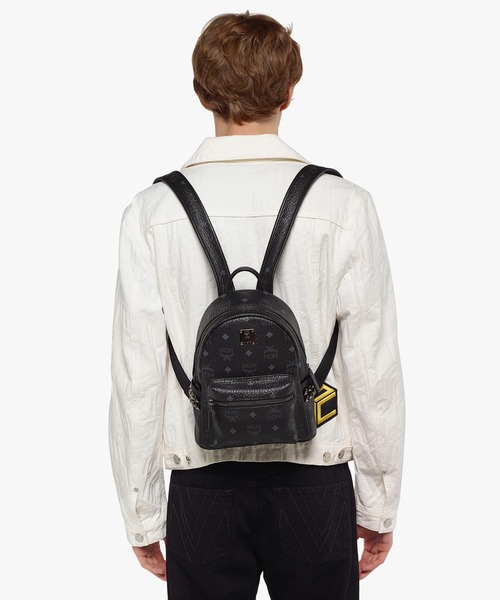 MCM(エムシーエム)の「Mini Stark サイドスタッズ バックパック - ヴィセトス(バックパック/リュック・メンズ・ブラック・26cm)」の13枚目の写真