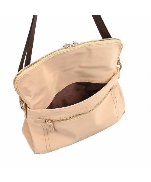 Jewelna Rose(ジュエルナローズ)の「フラッフィー ショルダーバッグ(ショルダーバッグ・レディース・ブラック/ネイビー/ベージュ・FREE)」の11枚目の写真