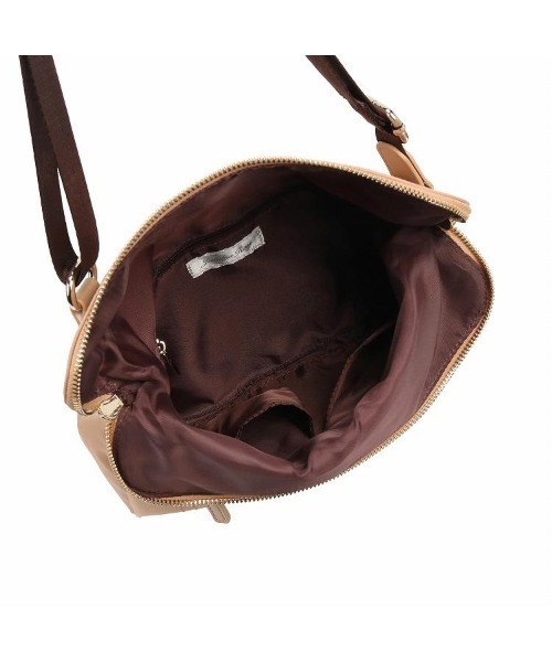 Jewelna Rose(ジュエルナローズ)の「フラッフィー ショルダーバッグ(ショルダーバッグ・レディース・ブラック/ネイビー/ベージュ・FREE)」の14枚目の写真