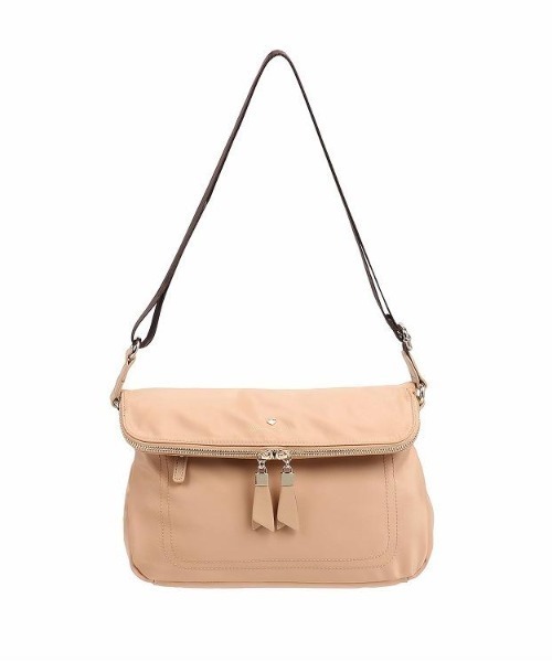 Jewelna Rose(ジュエルナローズ)の「フラッフィー ショルダーバッグ(ショルダーバッグ・レディース・ブラック/ネイビー/ベージュ・FREE)」の17枚目の写真