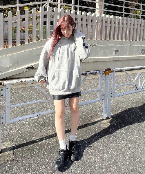 Figments（フィグメンツ）の「【裏起毛】OUTFITハーフジップパーカー（パーカー・レディース・ブラック/グレー・FREE）」の5枚目の写真