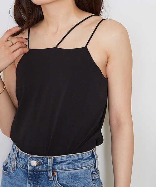 Shelly island（シェリーアイランド）の「アシメストラップカップ付きキャミ（キャミソール・レディース・ブラック/ホワイト・FREE）」の21枚目の写真