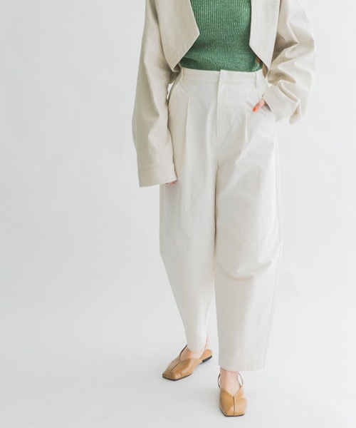 KBF(ケイビーエフ)の「WIDEコクーンパンツ(その他パンツ・レディース・ブラック/ナチュラル・ONE)」の18枚目の写真