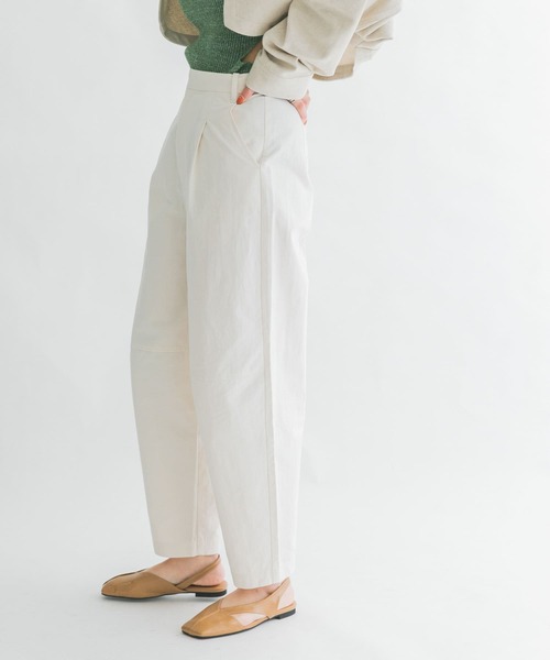 KBF(ケイビーエフ)の「WIDEコクーンパンツ(その他パンツ・レディース・ブラック/ナチュラル・ONE)」の22枚目の写真