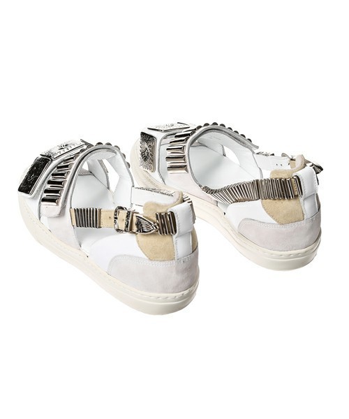 TOGA PULLA（トーガ　プルラ）の「TOGA PULLA メタルスニーカーサンダル（サンダル・レディース・ホワイト/ブラック・35/38/36/37/39）」の9枚目の写真