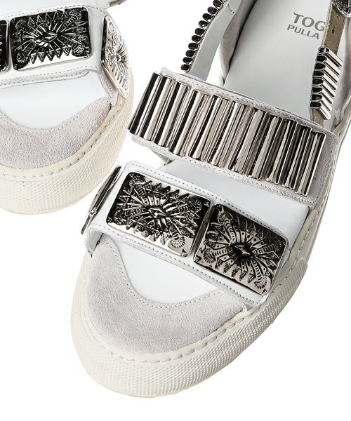 TOGA PULLA（トーガ　プルラ）の「TOGA PULLA メタルスニーカーサンダル（サンダル・レディース・ホワイト/ブラック・35/38/36/37/39）」の7枚目の写真