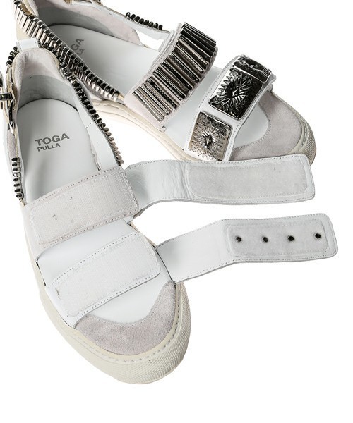 TOGA PULLA（トーガ　プルラ）の「TOGA PULLA メタルスニーカーサンダル（サンダル・レディース・ホワイト/ブラック・35/38/36/37/39）」の10枚目の写真
