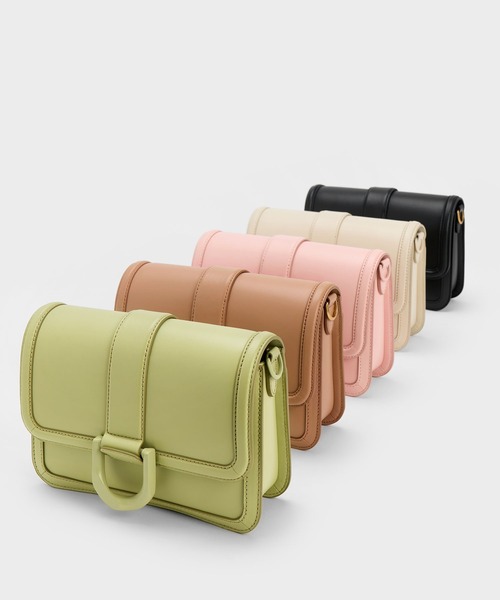 Charles & Keith Gabine ガビーヌ レザークロスボディバッグ CHARLES & KEITH Gabine ガビーヌ レザークロスボディバッグ （Multi