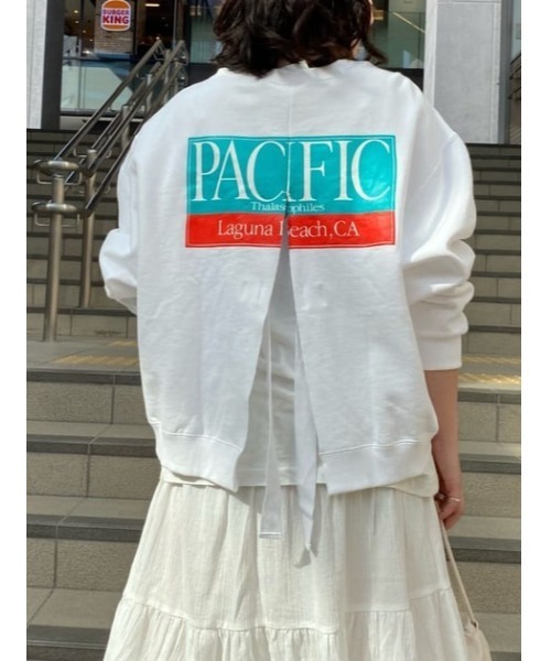 MOUSSY(マウジー)の「BACK SLIT プルオーバー(スウェット・レディース・ホワイト/杢グレー/ダークネイビー・FREE)」の5枚目の写真