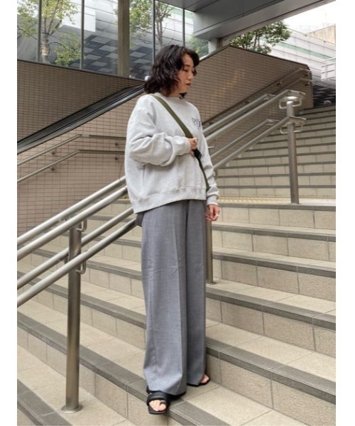 MOUSSY(マウジー)の「BACK SLIT プルオーバー(スウェット・レディース・ホワイト/杢グレー/ダークネイビー・FREE)」の11枚目の写真