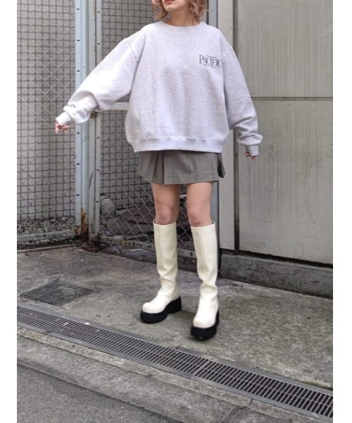 MOUSSY(マウジー)の「BACK SLIT プルオーバー(スウェット・レディース・ホワイト/杢グレー/ダークネイビー・FREE)」の15枚目の写真