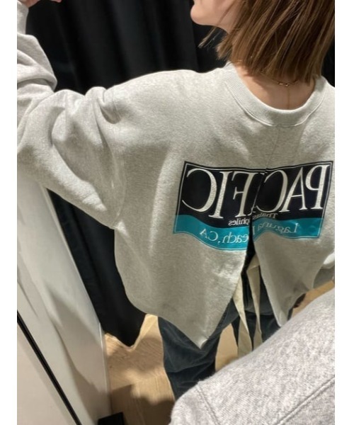 MOUSSY(マウジー)の「BACK SLIT プルオーバー(スウェット・レディース・ホワイト/杢グレー/ダークネイビー・FREE)」の12枚目の写真