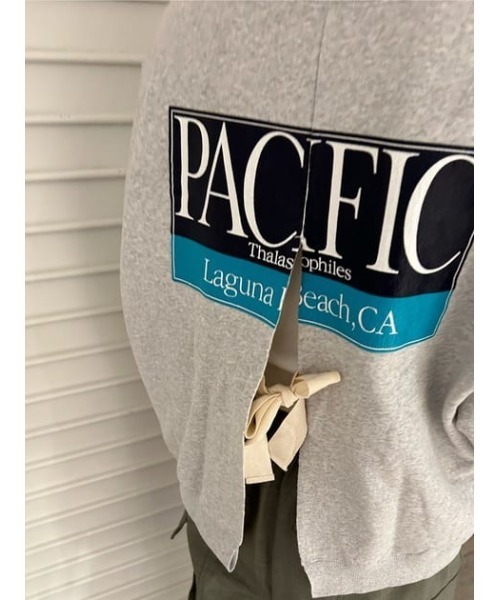 MOUSSY(マウジー)の「BACK SLIT プルオーバー(スウェット・レディース・ホワイト/杢グレー/ダークネイビー・FREE)」の13枚目の写真