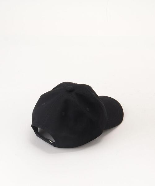 To b. by agnes b.（トゥービーバイアニエスベー）の「WT93 CAP ロゴ