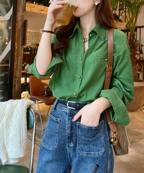 MAISON BREEZE(メゾンブリーズ)の「【MAISON BREEZE】ゴールドボタンカラーシャツ SCCH329(シャツ/ブラウス・レディース・ピンク/グリーン・FREE)」の3枚目の写真