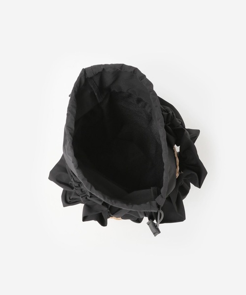 Andemiu（アンデミュウ）の「ラフィアフリルバケツBAG 187511（かごバッグ・レディース・グレイッシュベージュ/ピンク/ブラック・FREE）」の13枚目の写真