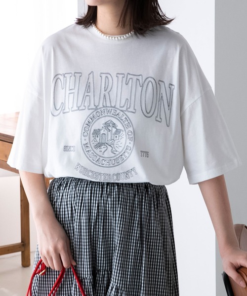 BONLECILL（ボンルシール）の「配色ステッチ 半袖オーバーカレッジTシャツ（Tシャツ/カットソー・レディース・チャコールグレー/オフホワイト/イエロー/ネイビー/オートミール・FREE）」の2枚目の写真