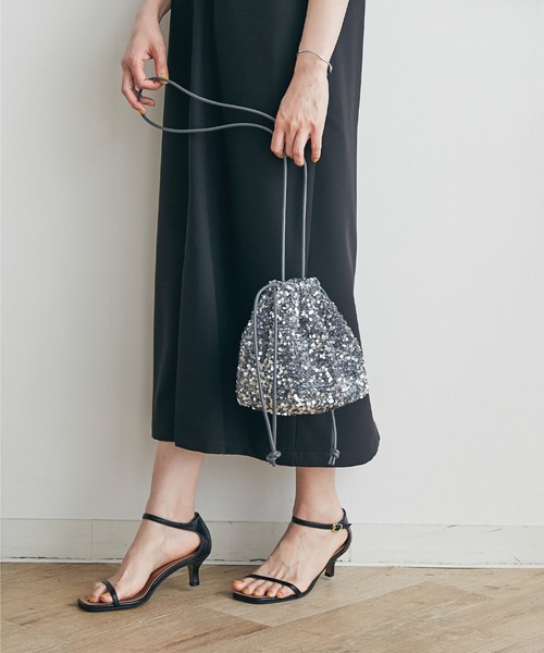 NANO universe（ナノユニバース）の「スパンコールベロアドロストバッグ（ショルダーバッグ・レディース・シルバー/ゴールド/ブラック・FREE）」の12枚目の写真