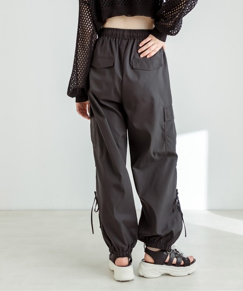 OLIVE des OLIVE（オリーブデオリーブ）の「NEW裾スリットリボンカーゴパンツ　1031020120（カーゴパンツ・レディース・ピンク/オフホワイト/ブラック/サックスブルー・FREE）」の18枚目の写真