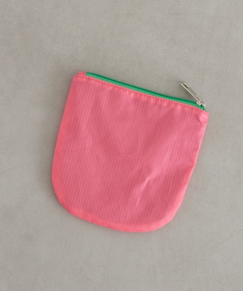 BIRTHDAY BAR（バースデイバー）の「フラットラウンドポーチ（ポーチ・レディース・グレー/ピンク/ブルー・フリー）」の11枚目の写真