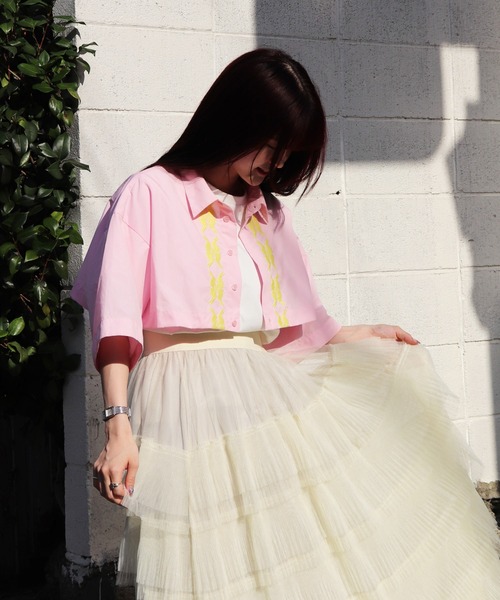 moyan ecri(モヤン エクリ)の「<moyan ecri>2WAY刺繍モチーフ シャツ ブラウスlucky charm motif multiway shirt(シャツ/ブラウス・レディース・レモンイエロー/サックスブルー系/オフホワイト/ピンク/ブラック・FREE)」の15枚目の写真