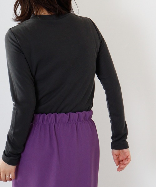 FUNALIVE（ファンアライブ）の「PAGE ONE ひまわりオイル加工ハイネック長袖（Tシャツ/カットソー・レディース・チャコール/ボルドー/パープル/ブラック/グリーン/ベージュ・LL/L/M）」の21枚目の写真
