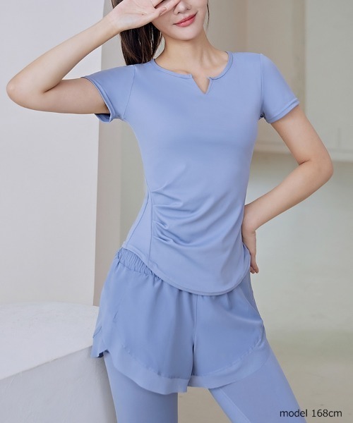 SAISON DE PAPILLON(セゾンドパピヨン)の「スキッパーネックシャツ ドライシャツ 半袖 フィットネス スポーツウェア(Tシャツ/カットソー・レディース・パープル/グレー/ブルー/ブラック/グリーン・M/L/XL)」の5枚目の写真