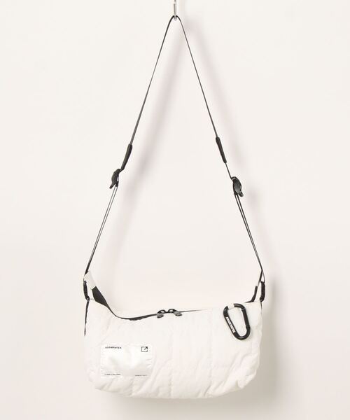 ADAM PATEK(アダムパテック)の「/ADAM PATEK/square quilt mini shoulder bag(ショルダーバッグ・メンズ・ホワイト/ブラック/ブルー/カーキ・フリー)」の2枚目の写真