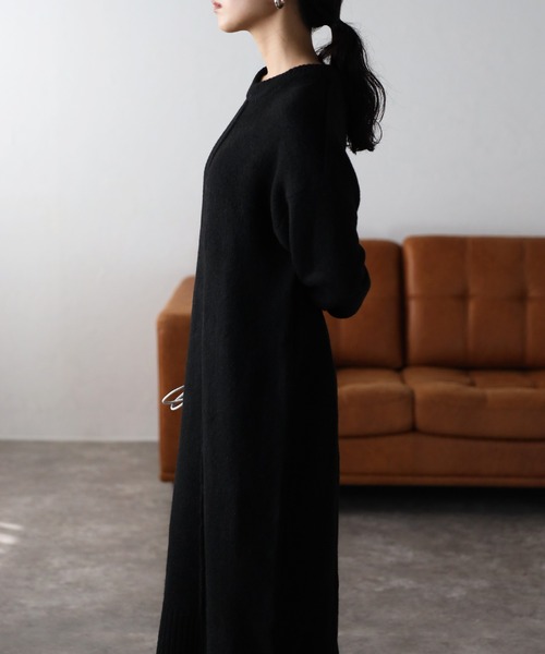 amini(アミニ)の「【2023 A/W新作】センターシームニットワンピース(ワンピース・レディース・ブラック/杢グレー/アイボリー/グレイッシュベージュ・MEDIUM)」の9枚目の写真