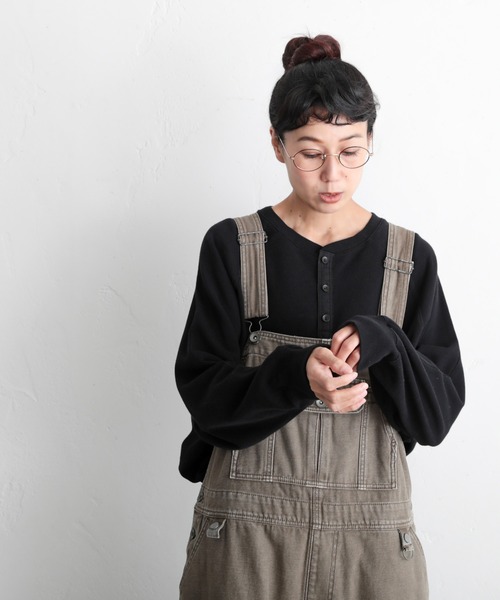 soulberry（ソウルベリー）の「僕と私の、ヘンリーネックなロンT（Tシャツ/カットソー・レディース・ブラウン/ホワイト/ブラック・3/2/4）」の2枚目の写真