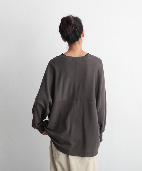 soulberry（ソウルベリー）の「僕と私の、ヘンリーネックなロンT（Tシャツ/カットソー・レディース・ブラウン/ホワイト/ブラック・3/2/4）」の16枚目の写真