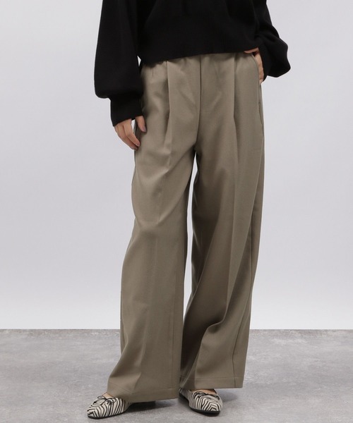 LAKOLE(ラコレ)の「起毛タックパンツ / 988004(その他パンツ・レディース・ブラウン系その他/グレー/アイボリー/ブラック・SMALL/MEDIUM)」の3枚目の写真