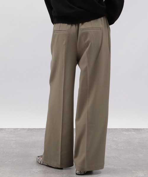 LAKOLE(ラコレ)の「起毛タックパンツ / 988004(その他パンツ・レディース・ブラウン系その他/グレー/アイボリー/ブラック・SMALL/MEDIUM)」の18枚目の写真