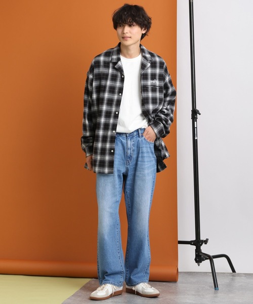 RAGEBLUE（レイジブルー）の「12oz DENIM BAGGY WIDE PANTS/ルーズフィット/12オンスデニム/バギーパンツ（デニムパンツ・メンズ・ライトブルー/ブルー/ライトグレー/グレー・SMALL/LARGE/MEDIUM）」の8枚目の写真