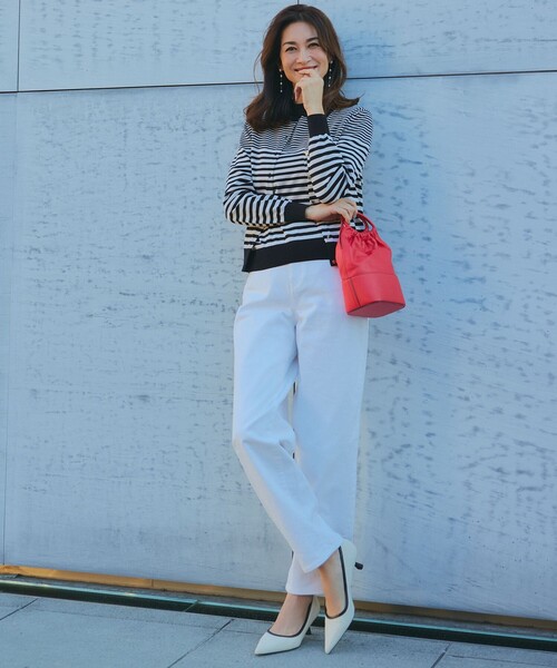23区（ニジュウサンク）の「【CLASSY.6月号掲載/洗える】23区DENIM コクーンシルエット パンツ（デニムパンツ・レディース・スカイブルー系/ネイビー系/ホワイト系・50/48/46/44）」の10枚目の写真