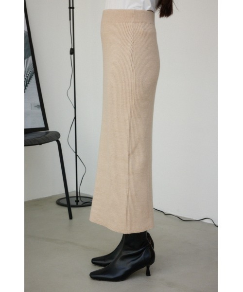 AZUL by moussy（アズールバイマウジー）の「リブニットタイトスカート（スカート・レディース・グレー/ライトベージュ/ブラック・SMALL/MEDIUM）」の18枚目の写真