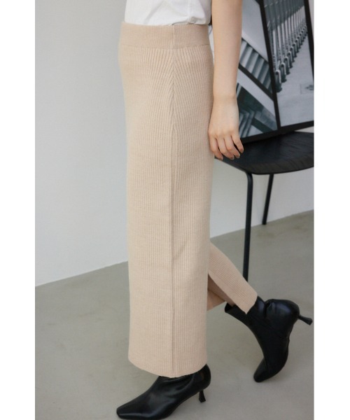 AZUL by moussy（アズールバイマウジー）の「リブニットタイトスカート（スカート・レディース・グレー/ライトベージュ/ブラック・SMALL/MEDIUM）」の15枚目の写真