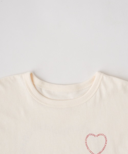 PUPPAPUPO(プッパプーポ)の「オーバーサイズ 長袖 Tシャツ プリント(Tシャツ/カットソー・キッズ・チャコールグレー/ベージュ/ホワイト系その他/アイボリー/ホワイト系その他2/ミント/チャコール/モカ/ホワイト/ホワイト系その他3/グレー系その他・100/90/130/80/120/110)」の17枚目の写真