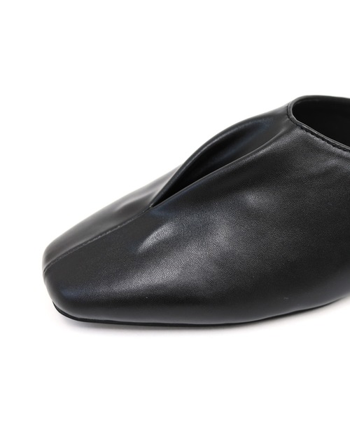 RiiiKa（リーカ）の「【RiiiKa/リーカ】ギャザーフラットミュール（サンダル・レディース・アイボリー/ブラウン系その他/ブラック・LL/L/M/S）」の10枚目の写真