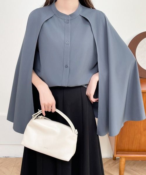 ABITOKYO(アビトーキョー)の「スタンドカラーケープデザインシャツ(シャツ/ブラウス・レディース・ブラック/ブルーグレー/ベージュ・S/M/L)」の8枚目の写真