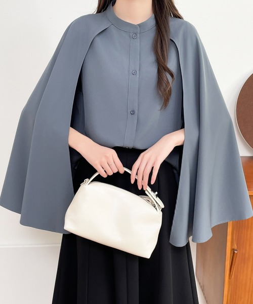 ABITOKYO(アビトーキョー)の「スタンドカラーケープデザインシャツ(シャツ/ブラウス・レディース・ブラック/ブルーグレー/ベージュ・S/M/L)」の11枚目の写真